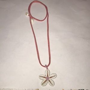 ⭐️SOLD⭐️ Shell necklace
